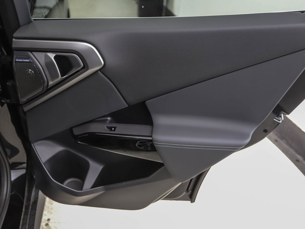 Thumbnail: 2026 BMW X3 - 23