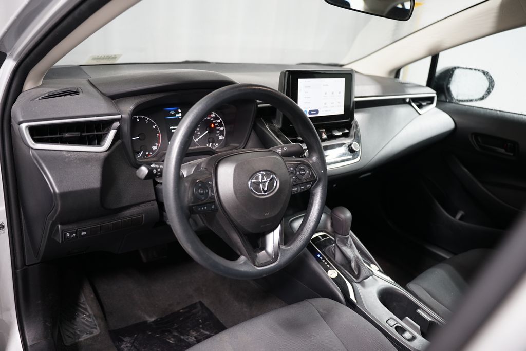 2023 Toyota Corolla LE 7