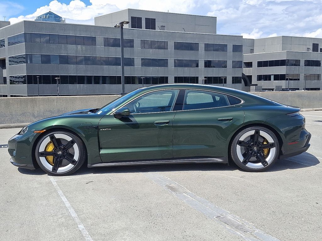 Thumbnail: 2025 Porsche Taycan - 2