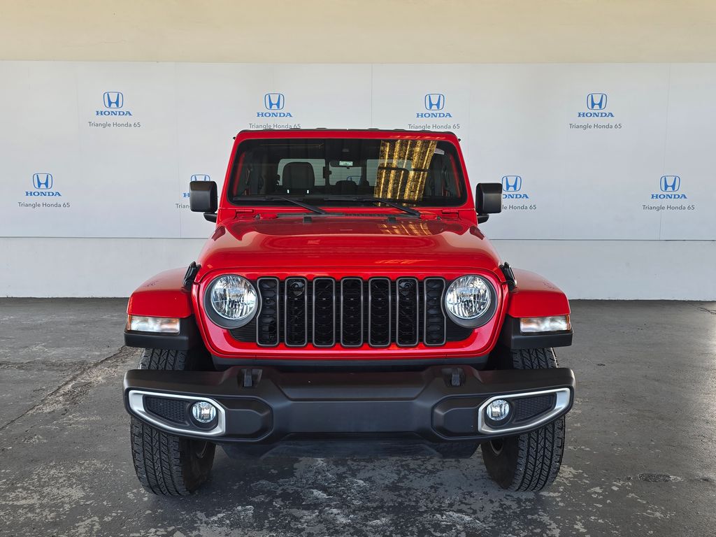 Thumbnail: 2024 Jeep Gladiator - 2