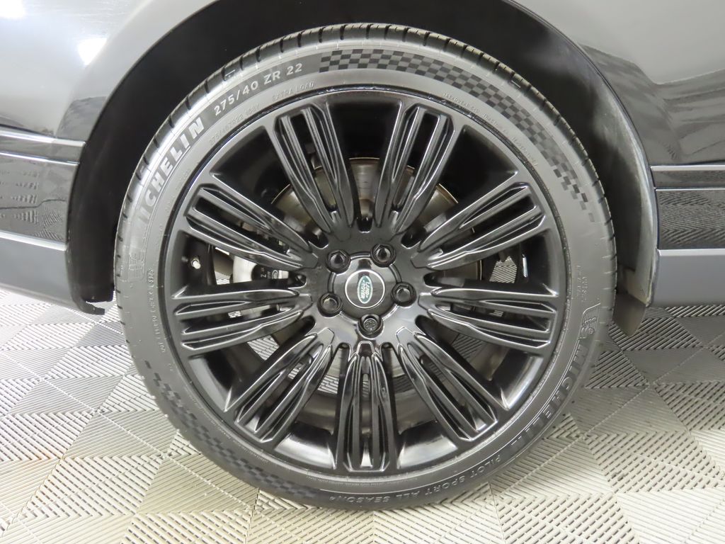 Thumbnail: 2020 Land Rover Range Rover - 32