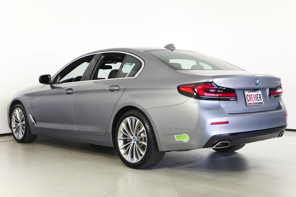 Thumbnail: 2023 BMW 5 Series - 9
