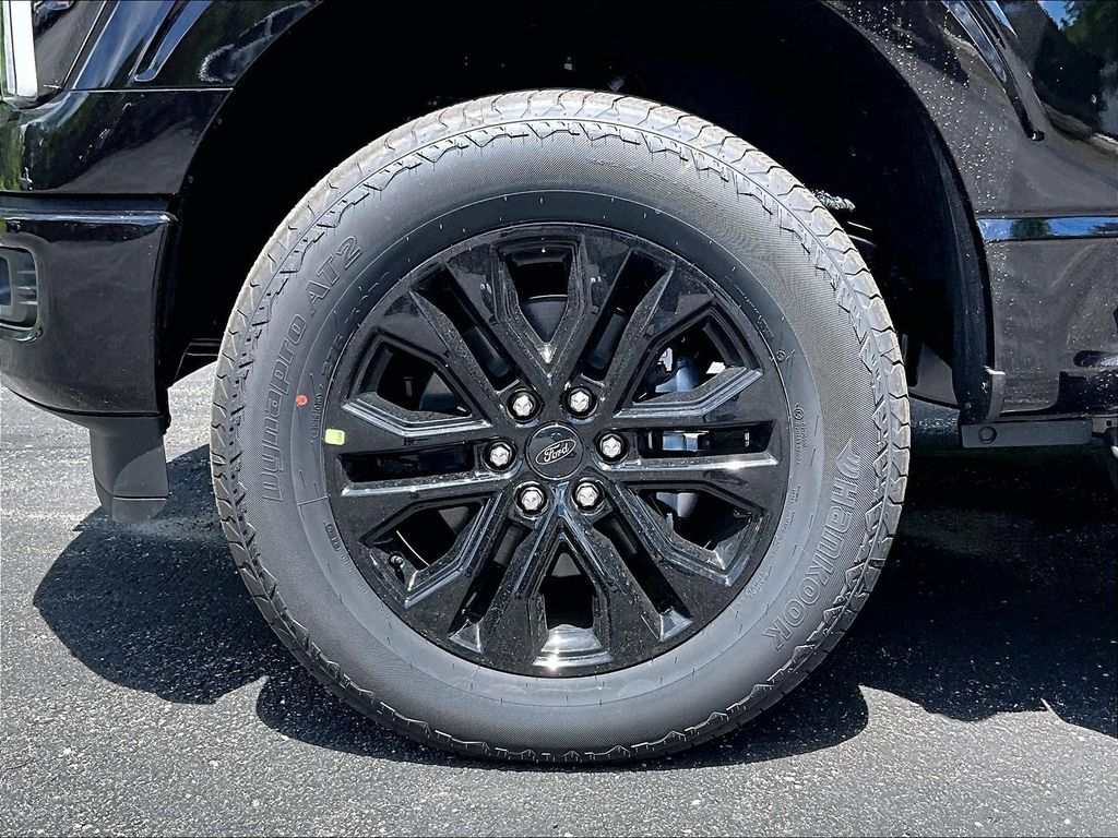 2026 Ford F-150 — photo 12