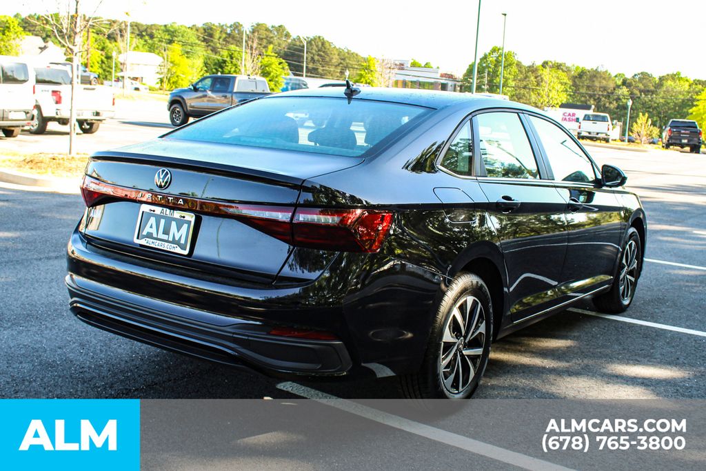 Used 2025 Black Volkswagen 1.5T S image 6