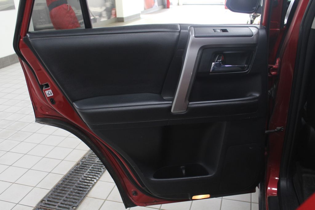 2015 Toyota 4Runner SR5 20