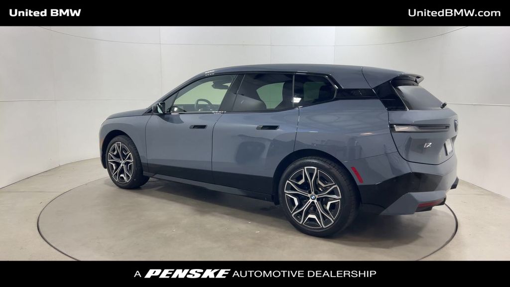 2024 BMW iX xDrive50 6