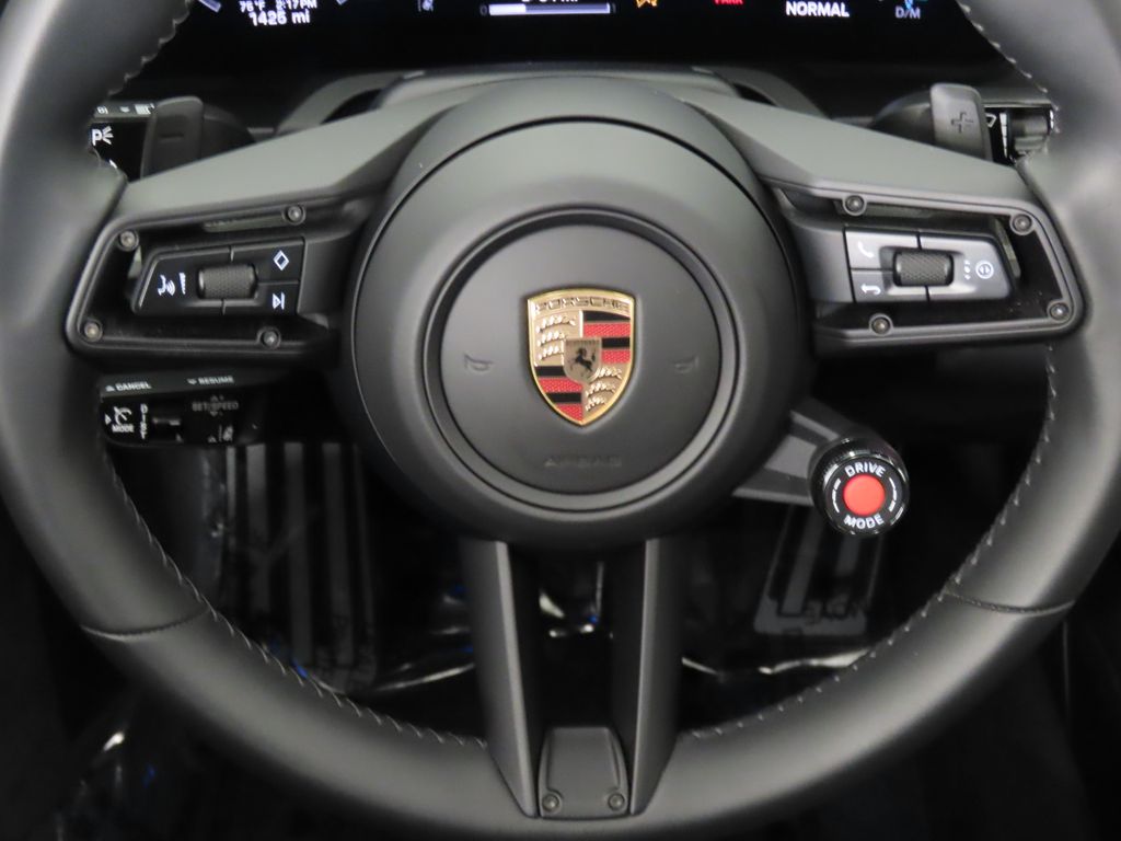 Thumbnail: 2025 Porsche 911 - 19