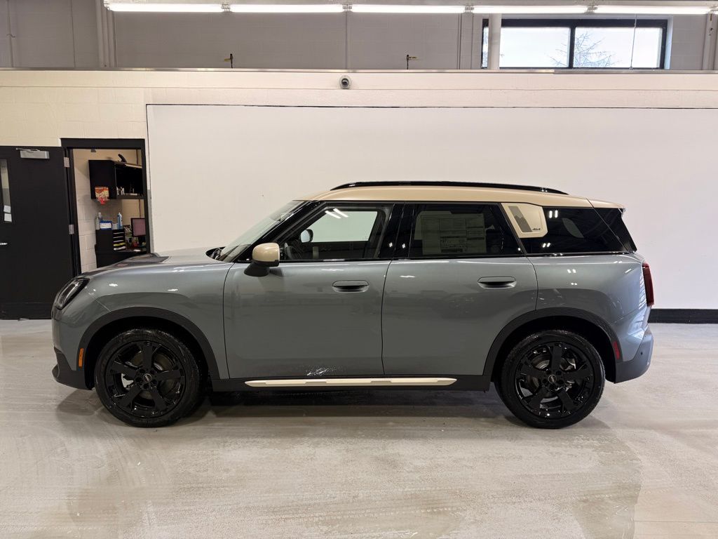 Thumbnail: 2026 MINI Cooper Countryman - 2