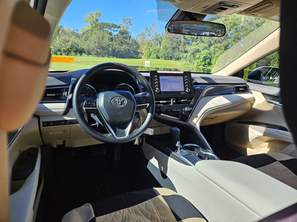 Thumbnail: 2024 Toyota Camry - 12