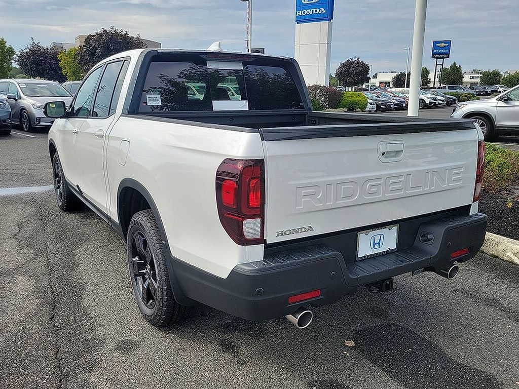 Thumbnail: 2025 Honda Ridgeline - 3