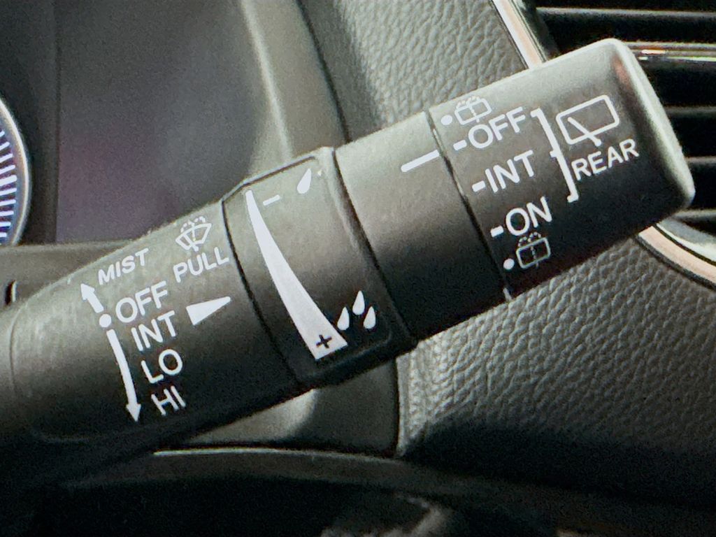 Used Car 2020 Honda Pilot  Touring For Sale Under $25,000 In Austin, Texas