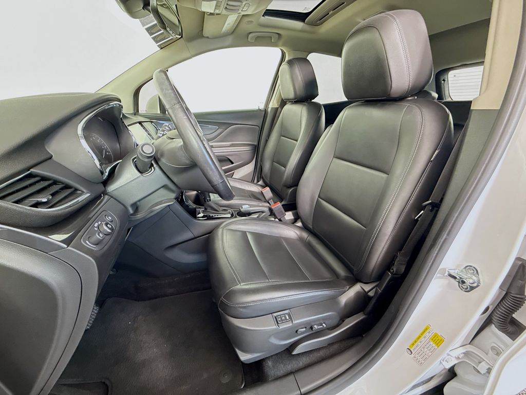 Thumbnail: 2019 Buick Encore - 19