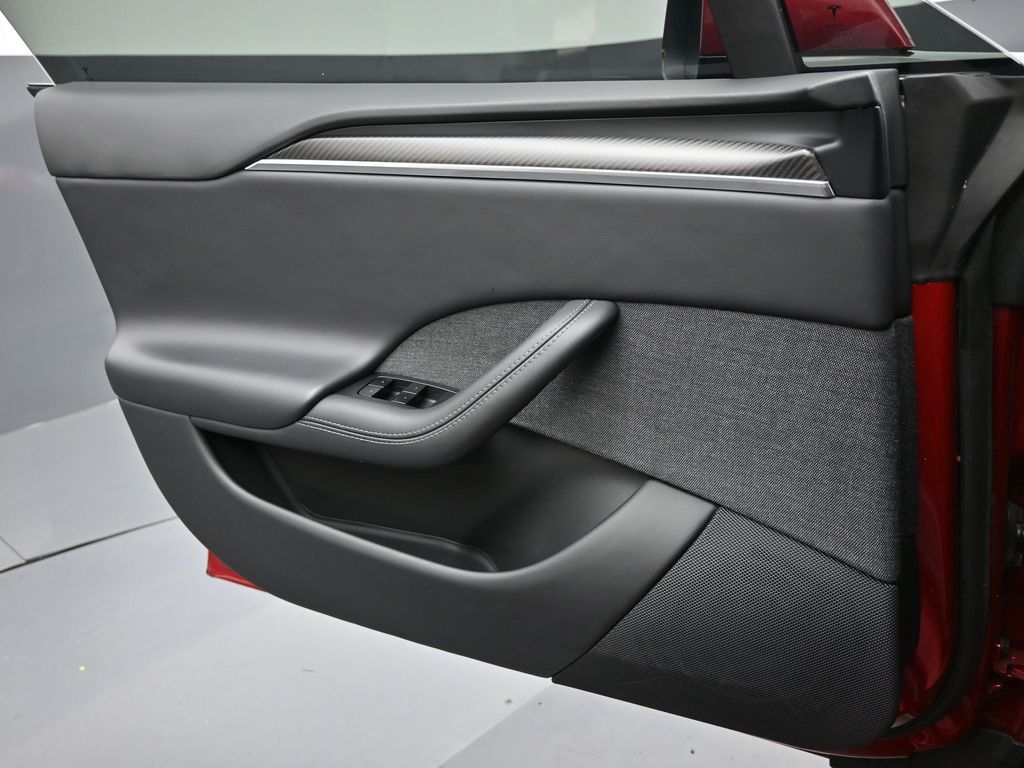 2024 Tesla Model S Plaid Tri Motor All-Wheel Drive