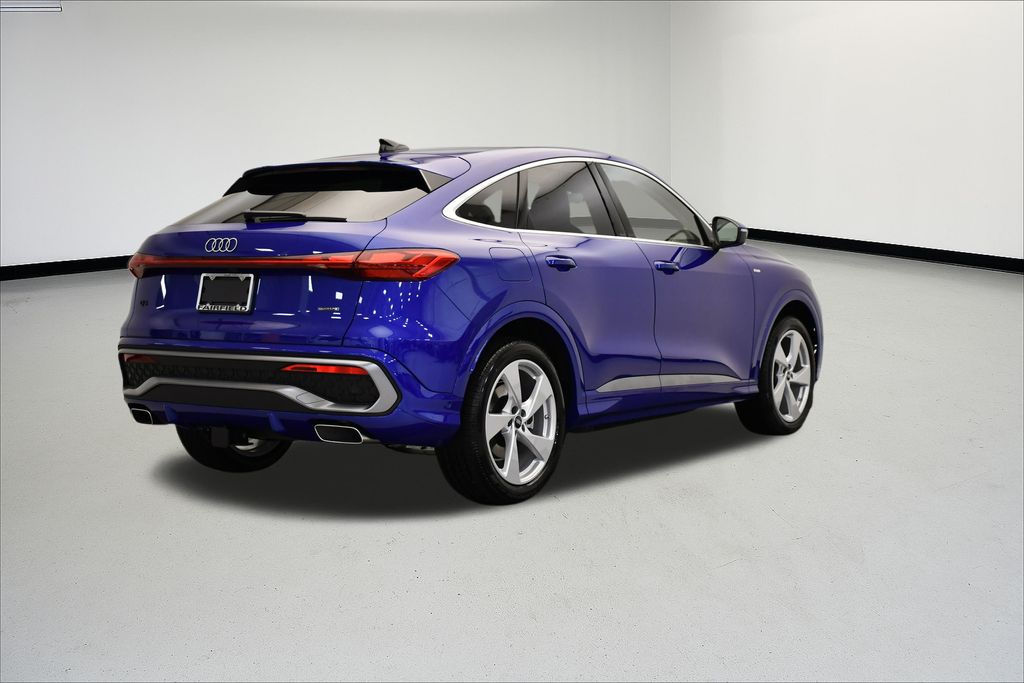 Thumbnail: 2025 Audi Q5 - 5