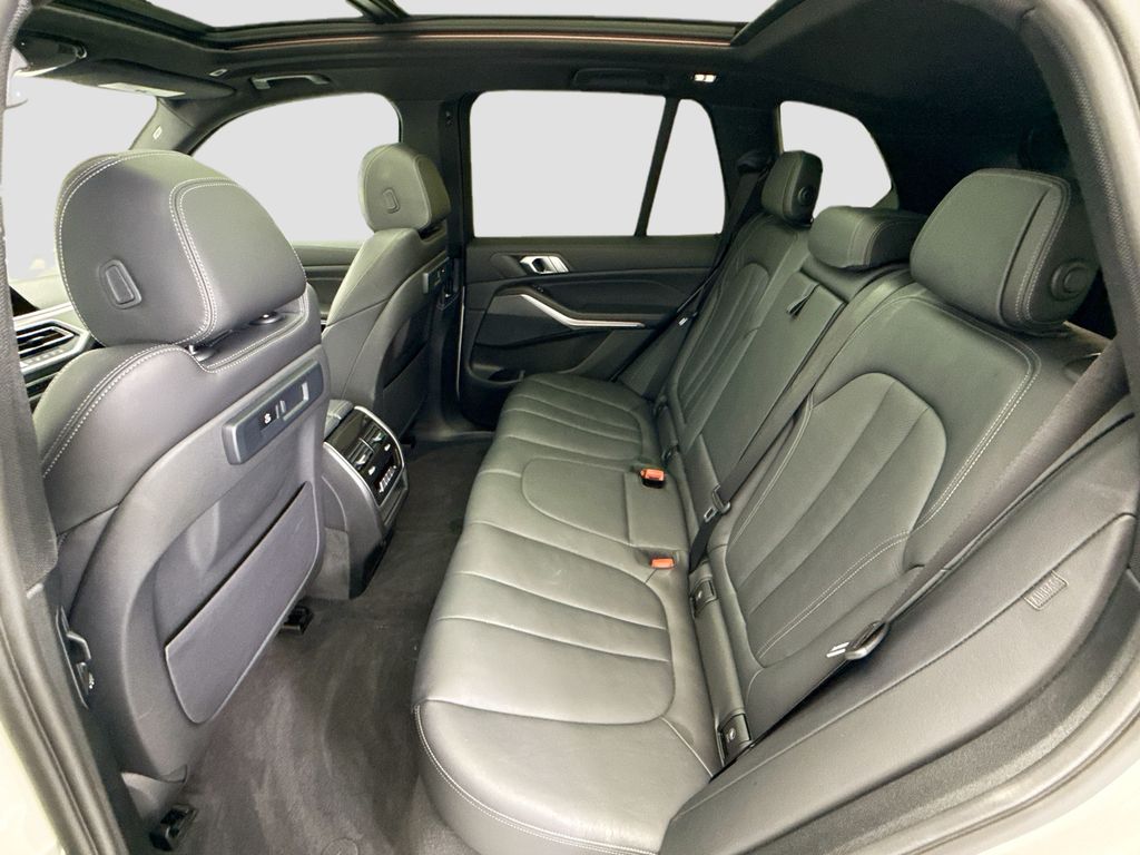 Thumbnail: 2021 BMW X5 - 20