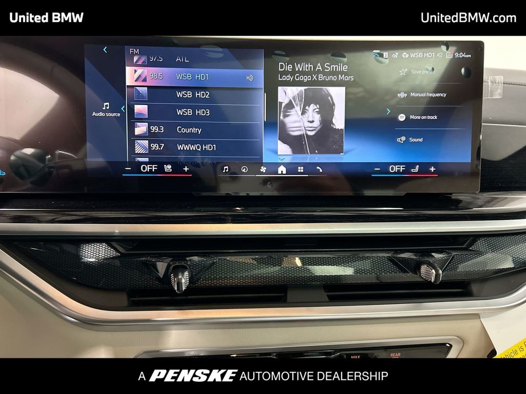 2025 BMW X7 xDrive40i 16