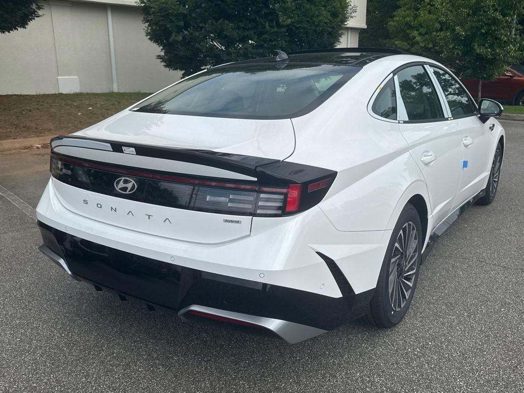 2025 Hyundai Sonata Hybrid Limited photo 4