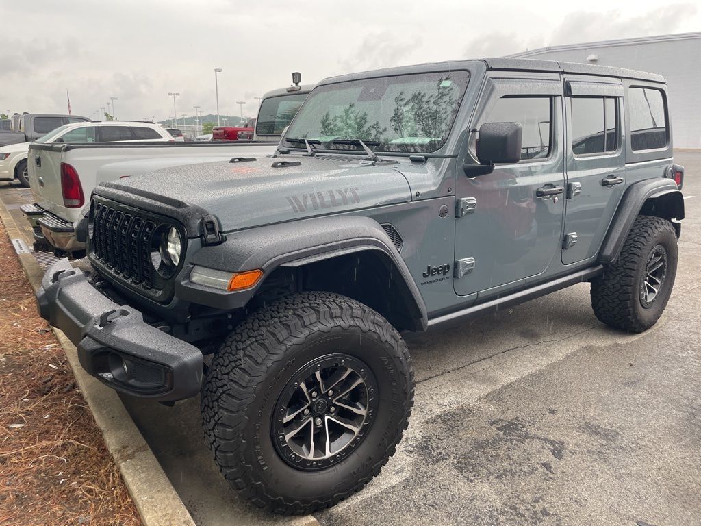 Anvil Clear Coat 2025 Jeep Wrangler Willys 4-Door 4WD SUV / Crossover Four-Wheel Drive 8-Speed Automatic