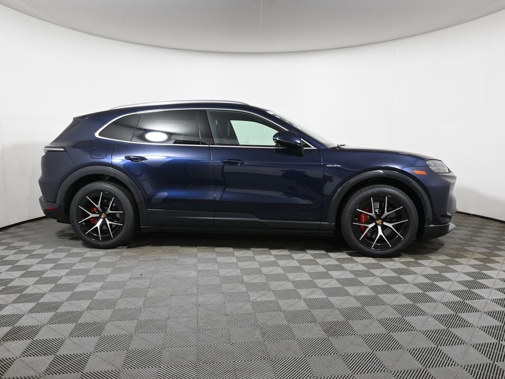 Thumbnail: 2026 Porsche Cayenne - 8