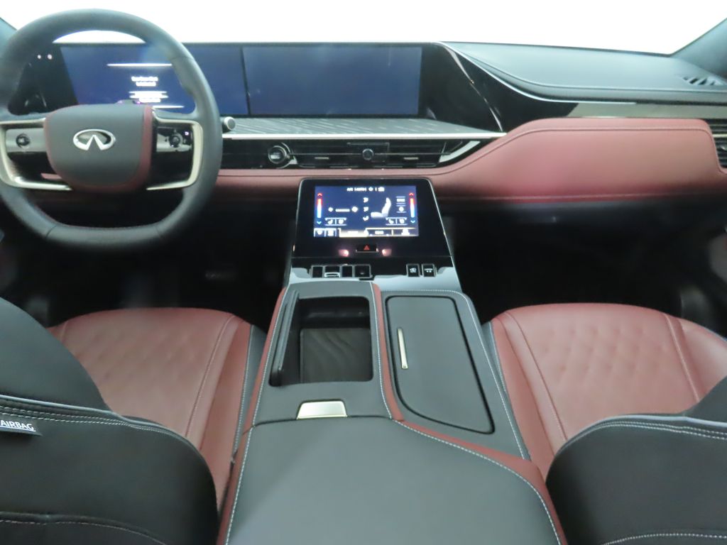 Thumbnail: 2025 INFINITI QX80 - 13