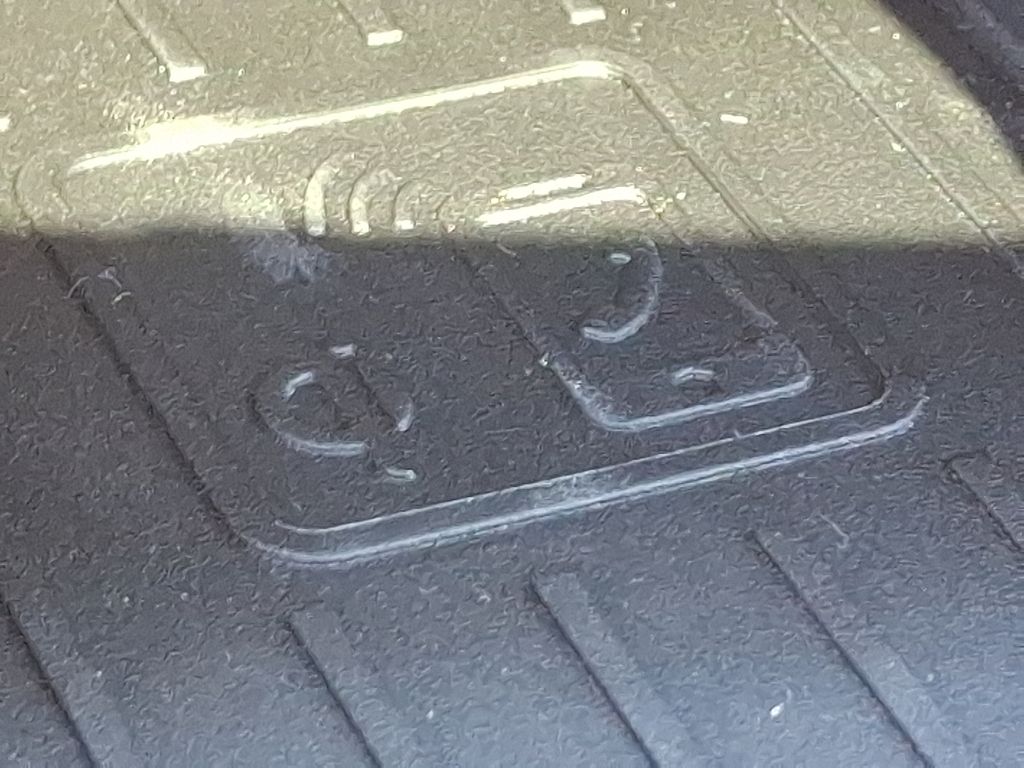 Thumbnail: 2025 Audi Q3 - 19