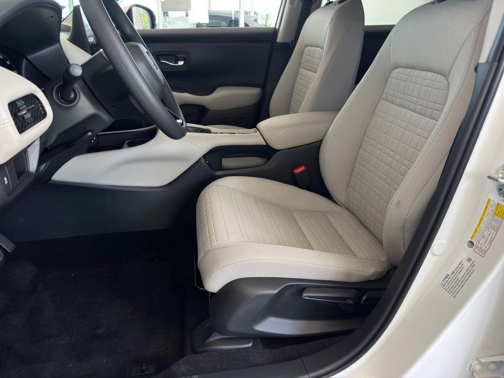 2027 Honda HR-V LX - 7