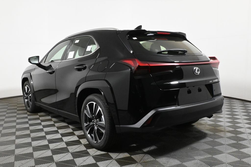 Thumbnail: 2025 Lexus UX - 5