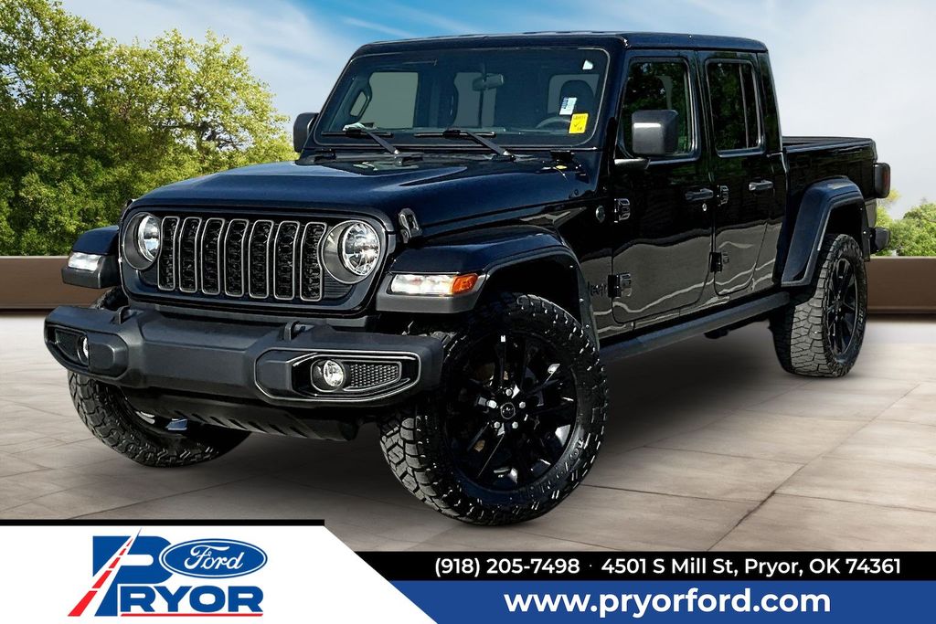 Black Clearcoat 2024 Jeep Gladiator Pickup Truck Four-Wheel Drive 8-Speed Automatic