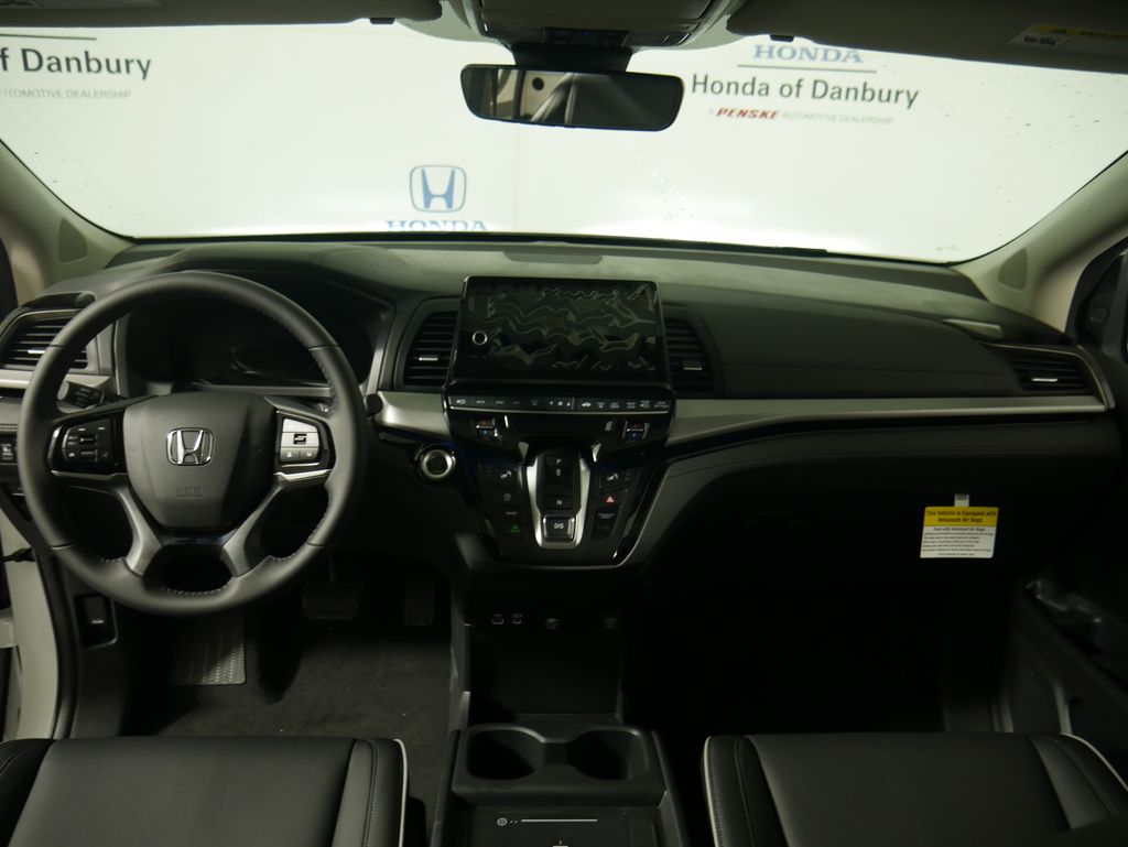 2025 Honda Odyssey Touring 9