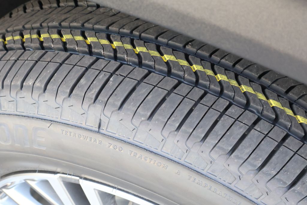 Thumbnail: 2026 Chevrolet Traverse - 6