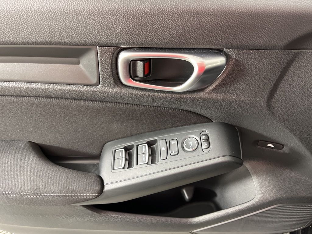 Thumbnail: 2023 Honda Civic - 23