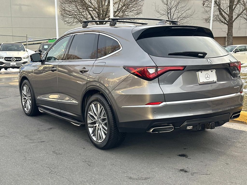 Thumbnail: 2022 Acura MDX - 13