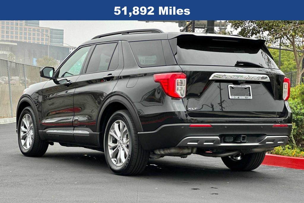 2021 Ford Explorer XLT 8