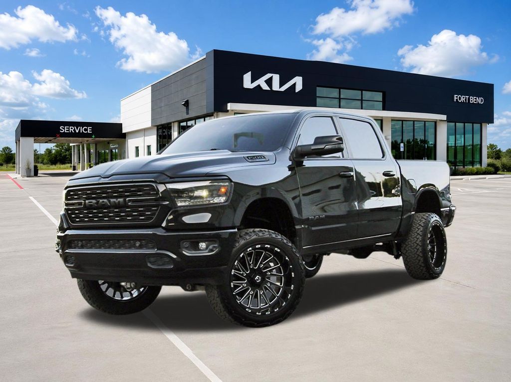 2023 RAM 1500 Big Horn/Lone Star 4x4 Crew Cab 5'7's photo