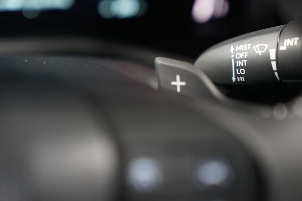 2025 Toyota Camry SE 15