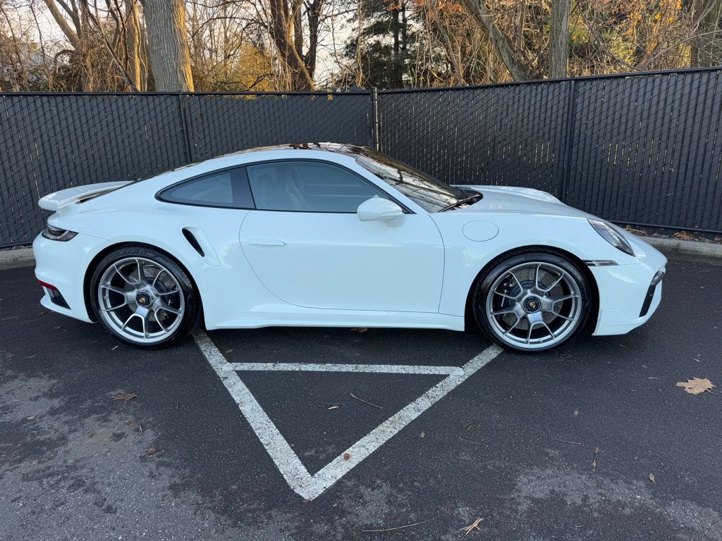 2024 Porsche 911 Turbo 20