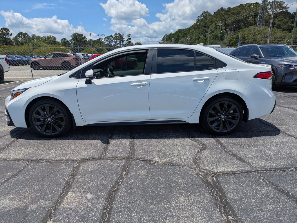 2025 Toyota Corolla SE