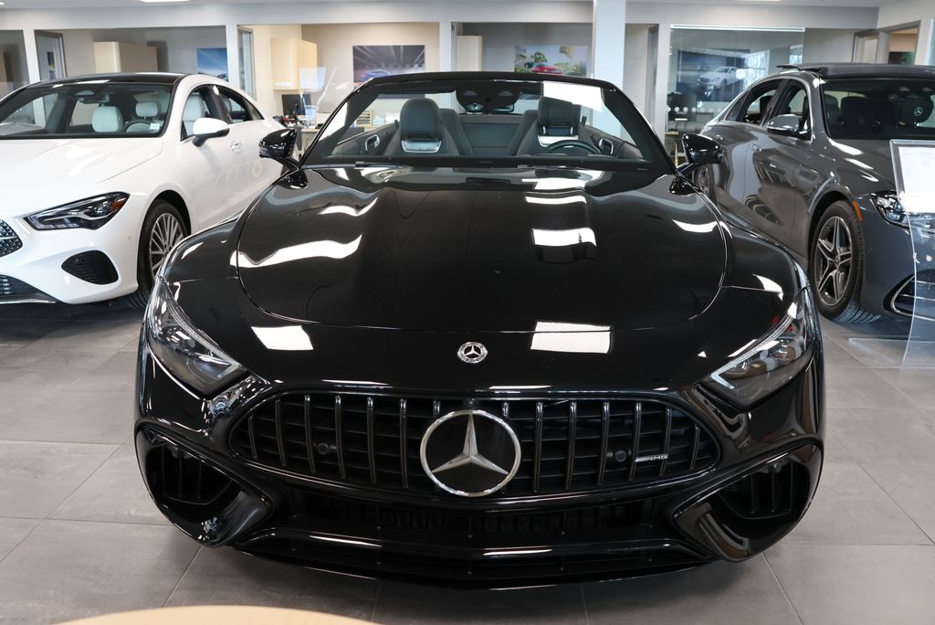 Thumbnail: 2022 Mercedes-Benz SL-Class - 2