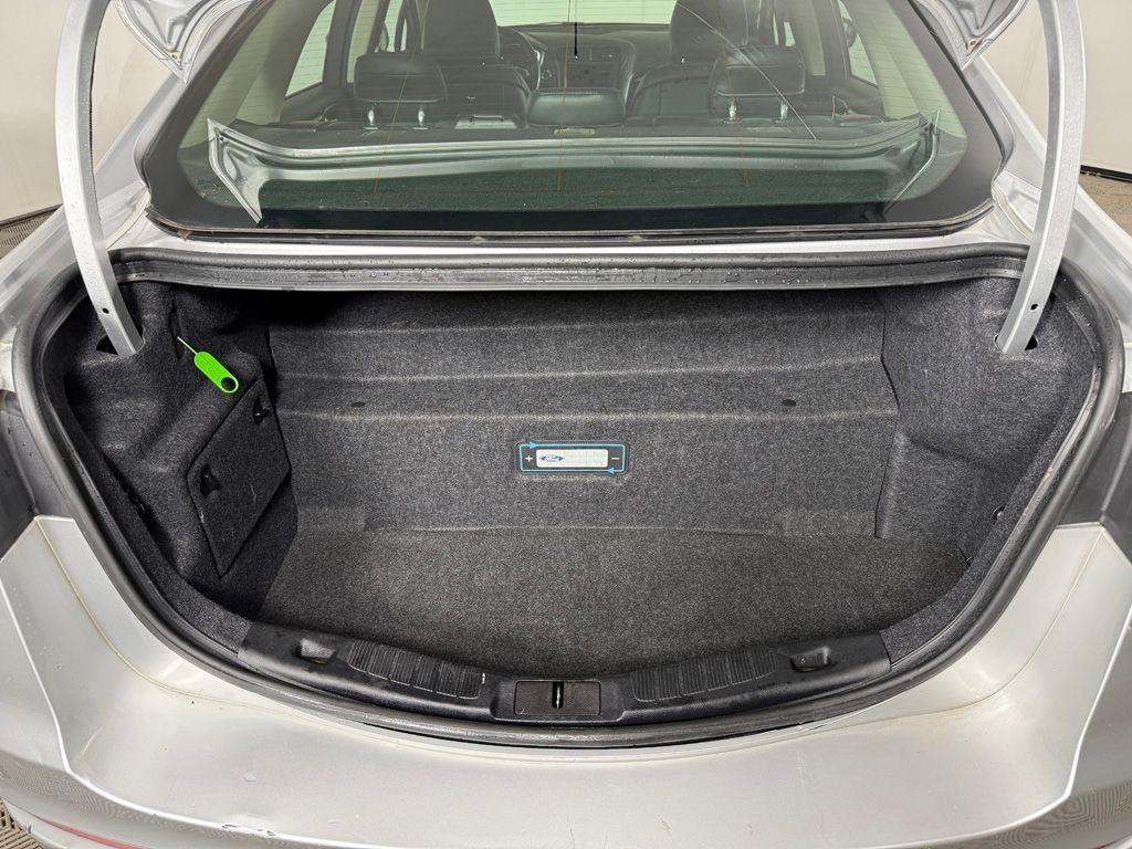 Used 2019 Silver Ford Titanium image 17
