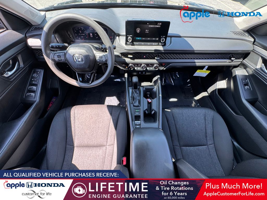 2025 Honda Accord Sedan SE