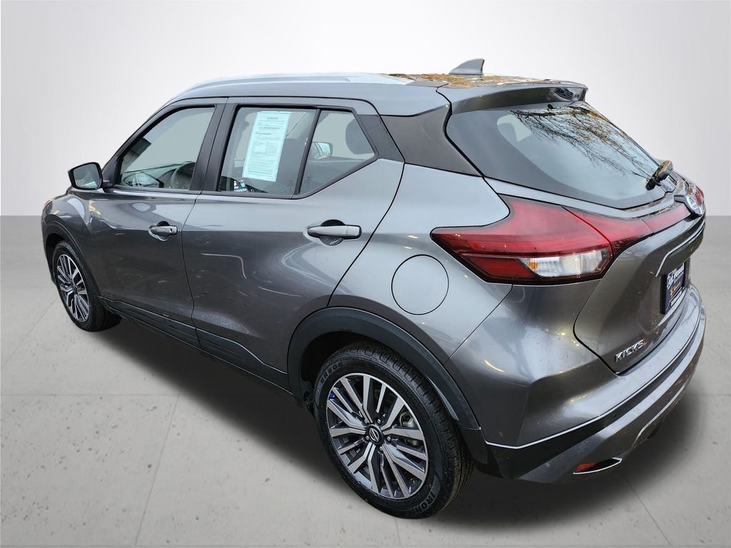 2021 Nissan Kicks SV