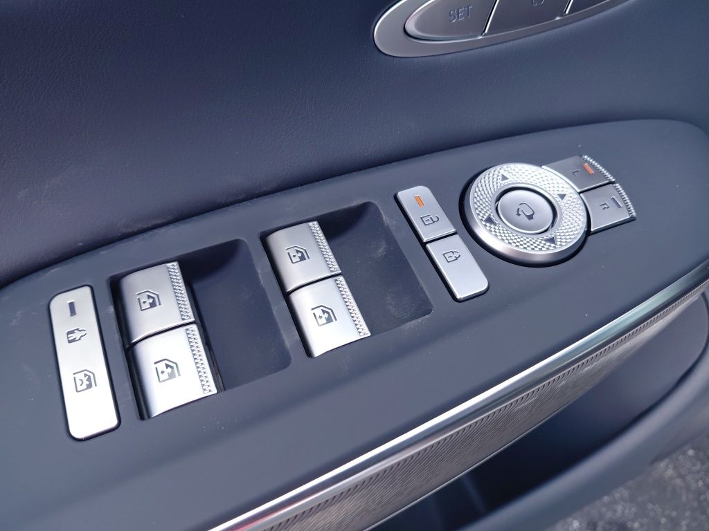 Thumbnail: 2026 Genesis GV70 - 20