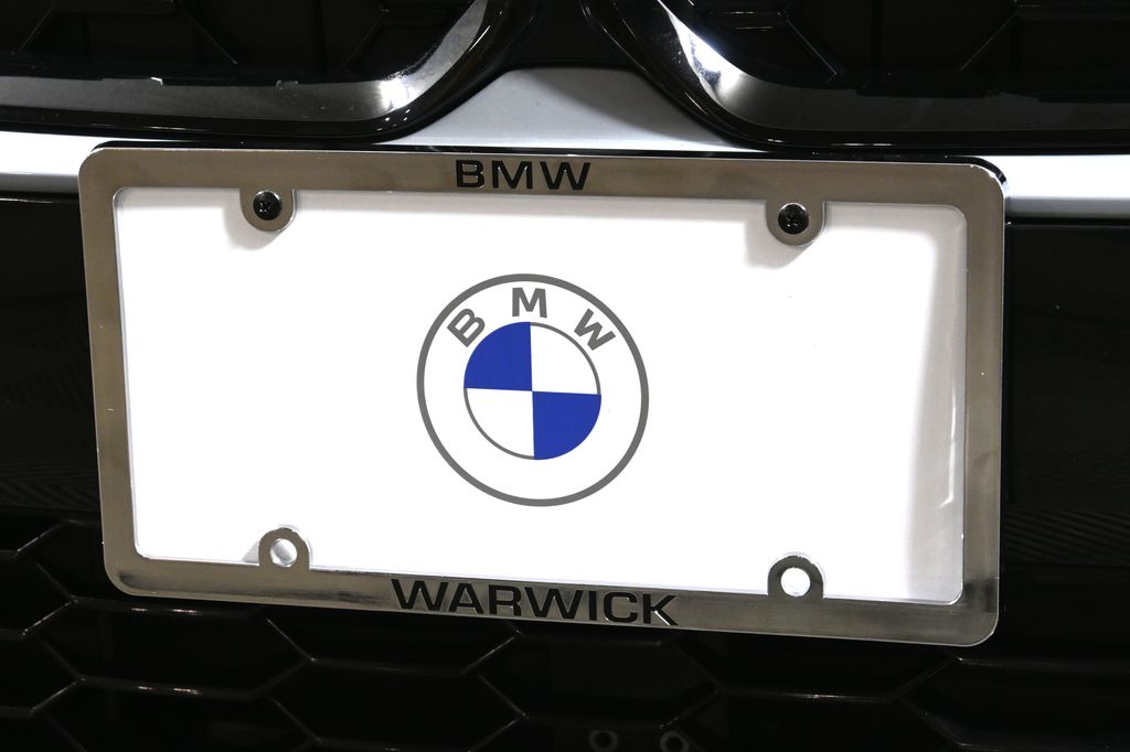 Thumbnail: 2024 BMW 3 Series - 14