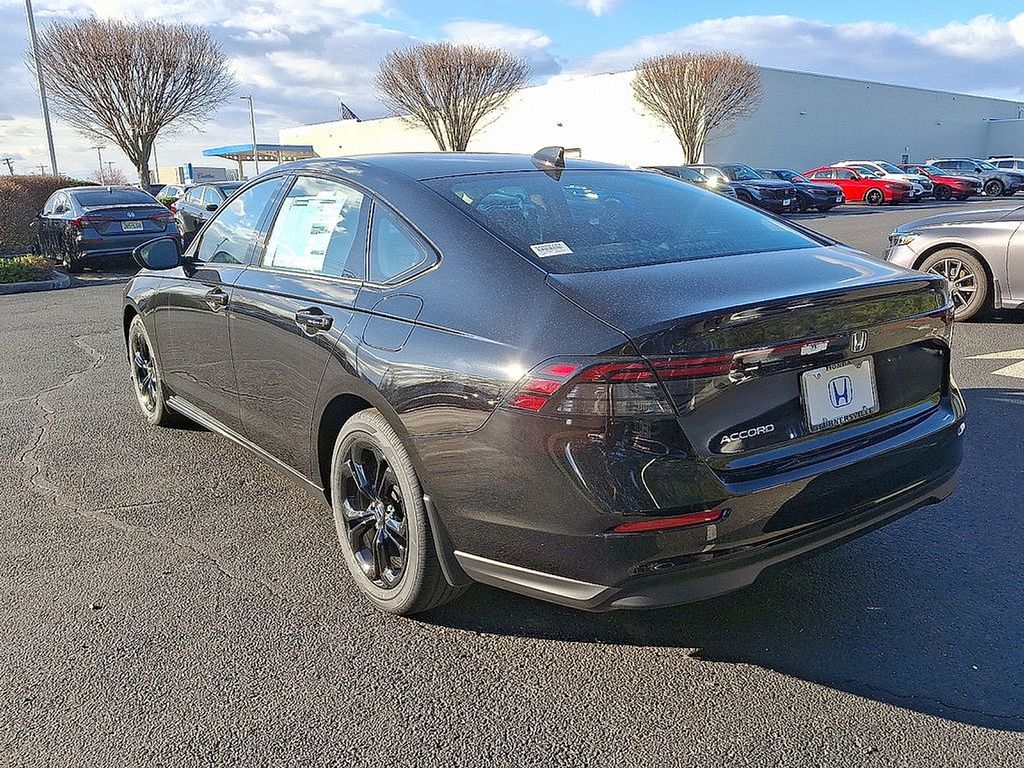 2025 Honda Accord SE 3