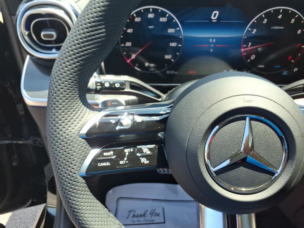New 2026 Black Mercedes-Benz GLC 300 image 20