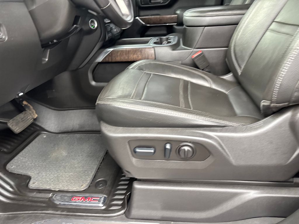 Used Car 2022 Gmc Sierra 2500hd  Denali For Sale Under $70,000 In Austin, Texas