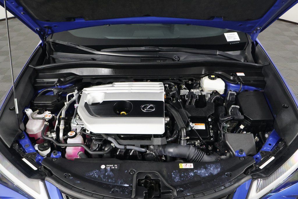 Thumbnail: 2023 Lexus UX - 15