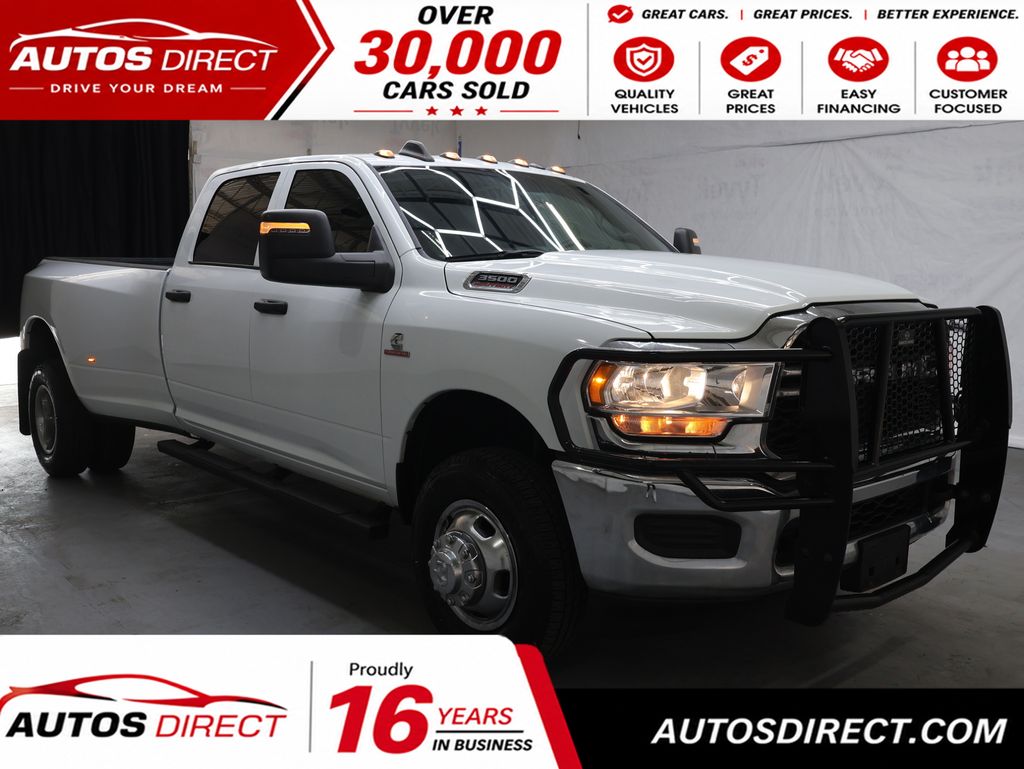 Bright White Clearcoat 2024 RAM 3500 Pickup Truck Four-Wheel Drive 6-Speed Automatic