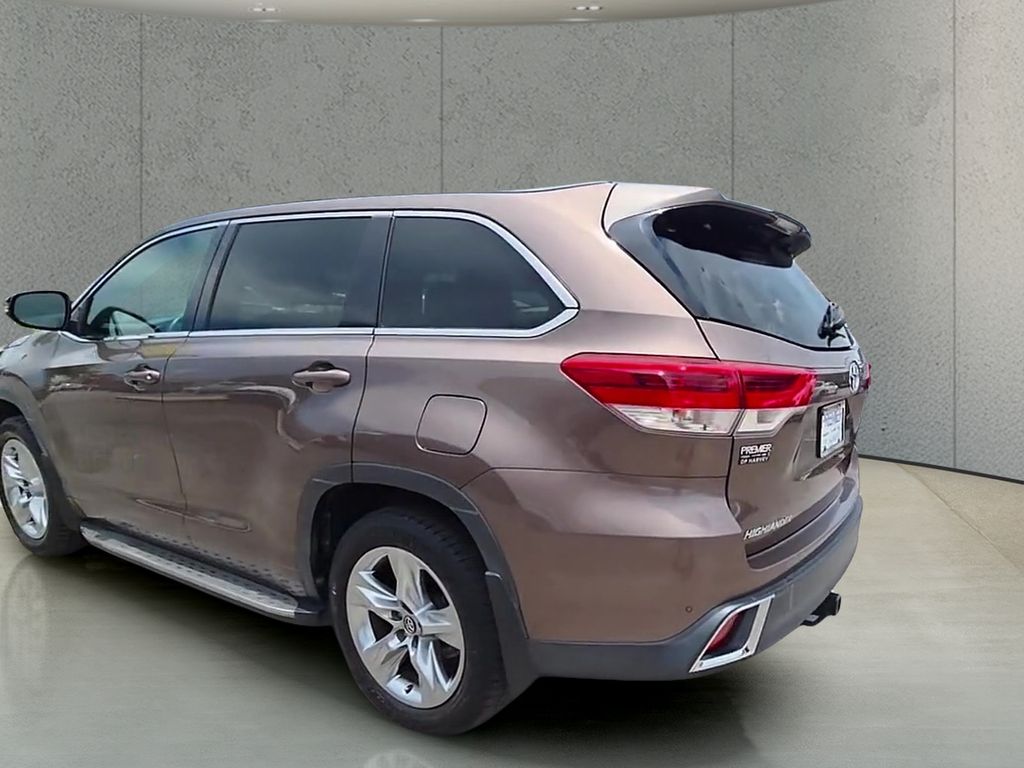 Used 2019 Toyota Highlander SUV