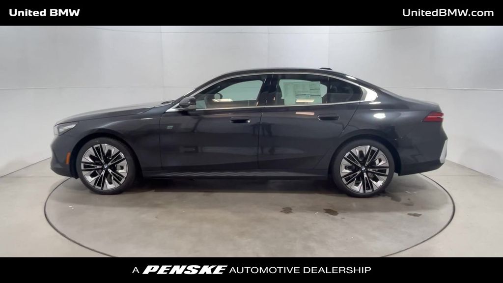 2024 BMW 5 Series 530i 5